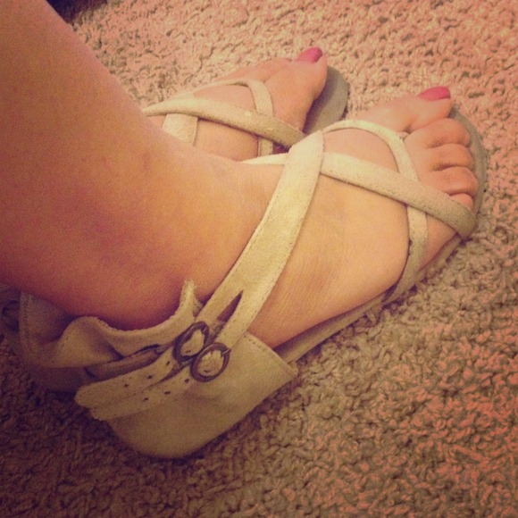 *S🚫LD* Suede Sandals