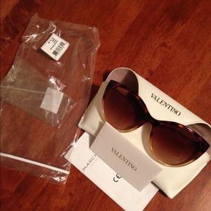 RESERVED Valentino sunglasses. Brand new!