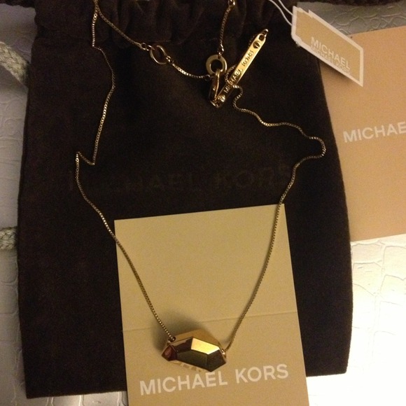💯% Authentic Michael Kors Necklace MKJ2230710