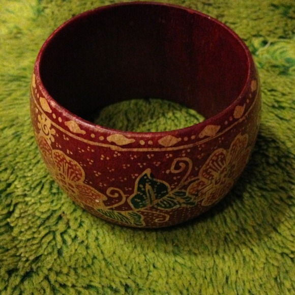 Wooden bangle