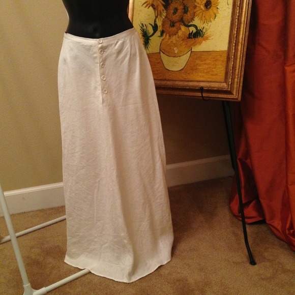 Linen maxi skirt. European size 34.