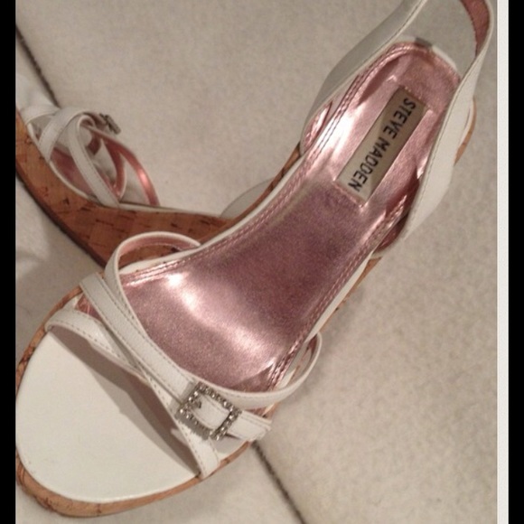 Steve Madden Shoes - 👗👣STEVE MADDEN: CUTE Wedges (1⃣TIME WEAR)