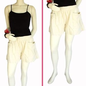 Beige Pleated Summer Shorts ☀NWOT☀