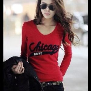 Slim V-nack Letter Print Blouse