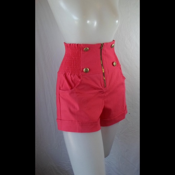 High Waist Botton Trim Front Shorts Sz/ M