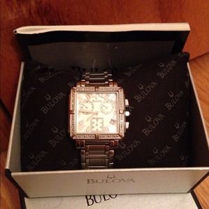 LADIES' BULOVA DIAMOND ( new w/o tag)