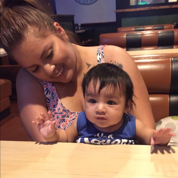 😘MEET THE SELLER/BUYER!! - Picture 3 of 4