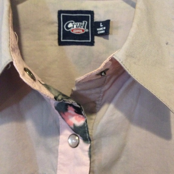 Cruel Girl blouse; size Large; new w/out tags - Picture 2 of 4