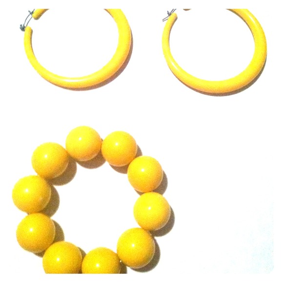 Yellow bracelet and Earring set