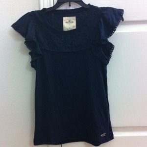 hollister cute navy blue top