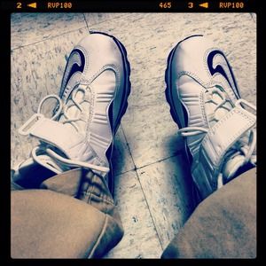 🎉REDUCED🎉White & Black Griffeys