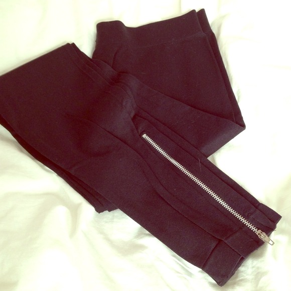 Pants - 🎉HP🎉Rocker legging