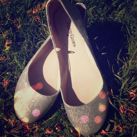 Glitter flats size 7 cute and comfy