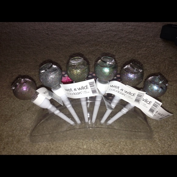 Trade with @mari2520 Set Of nail polish