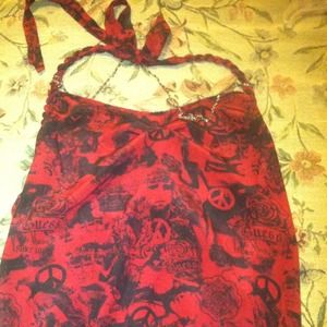 Guess holter top back has peek a poo opening