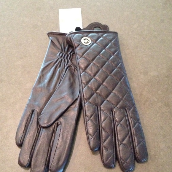 MICHAEL Michael Kors Accessories - 💢reserved for Song69💢 Michael Kors black leather