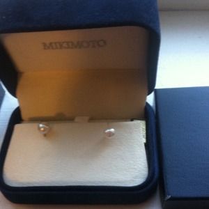 Authentic Mikimoto grade A Akoya pearls 6-6.5 mm