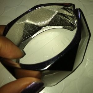 Silver Tone Clip Bangel