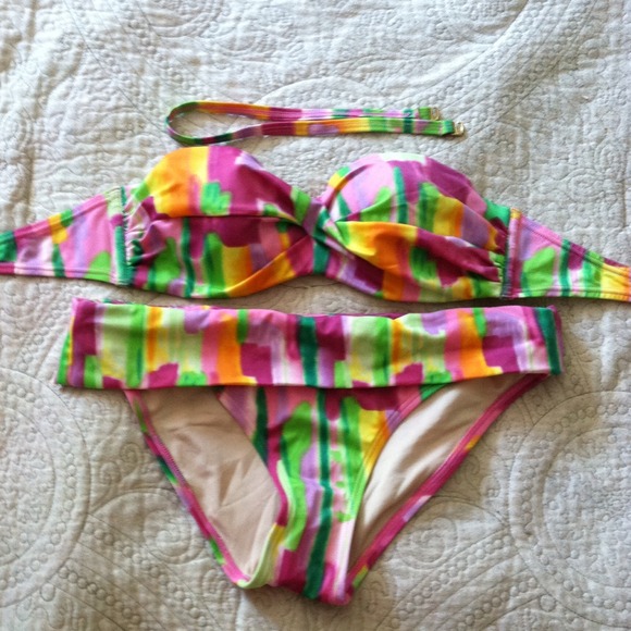 Victoria's Secret bikini top 34b/bottom medium