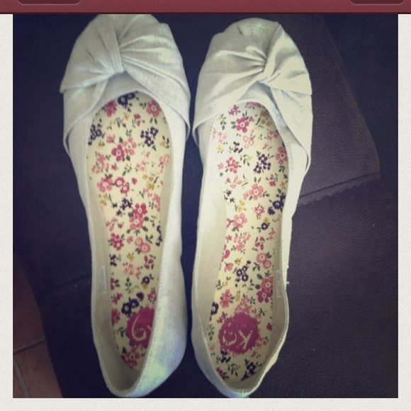 Bundle...shoes! Sold!