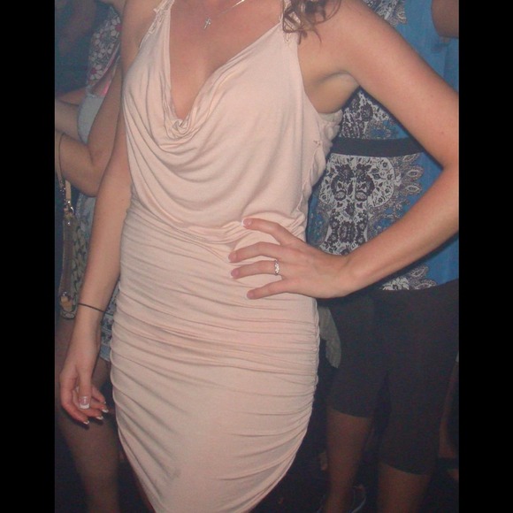 🚫Can't locate🚫Cute light pink dress small