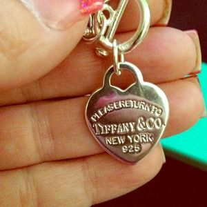 Silver Heart Bracelet NWOT