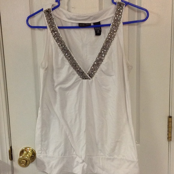 ❌SOLD❌New York & Company tank-top