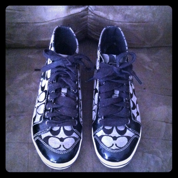⬇Reduced⬇ High top coach shoes