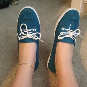 Teal slip on Vans size 7.5