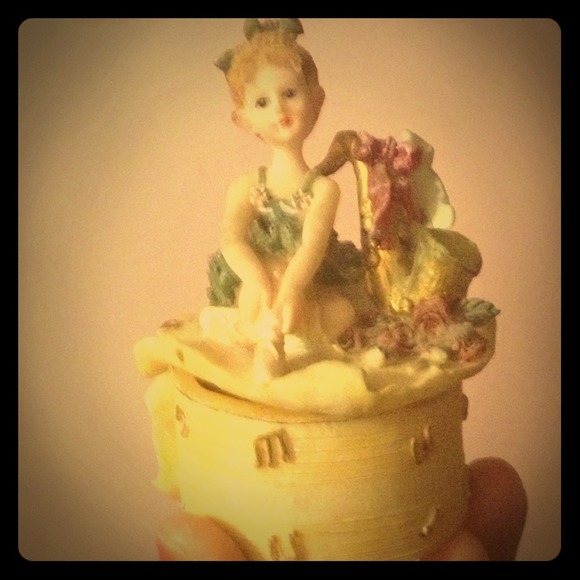 🌹reduced🌹 Pretty ballerina jewelry box