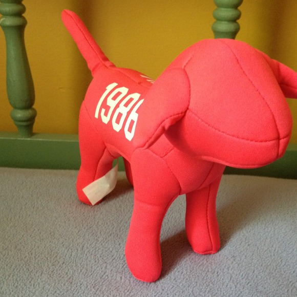 Nwt vs dog puppy red 1986 pink