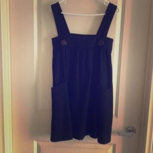 Beautiful short dress, size small only $11