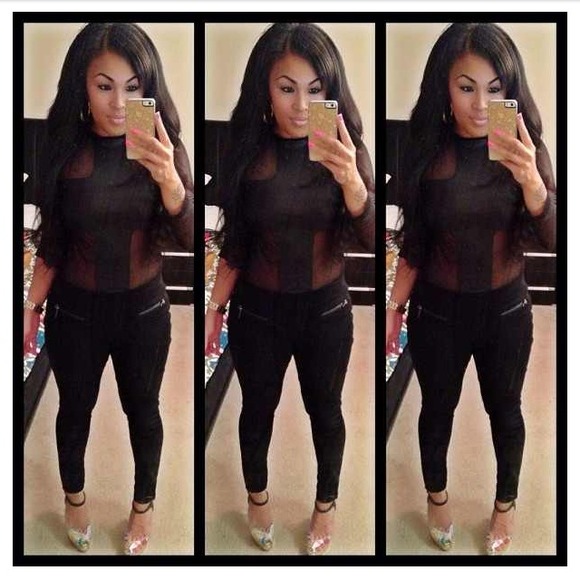 Mesh Black Top - Picture 2 of 3