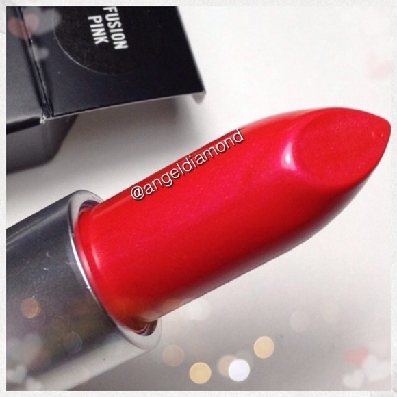 Bundle: MAC Fusion Pink And MAC Morange lipsticks