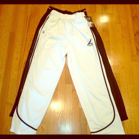 Zip away sports pants