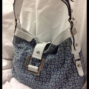 REDUCED!! Guess bag! 😍💙