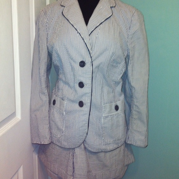 Banana Republic Seersucker Short Suit