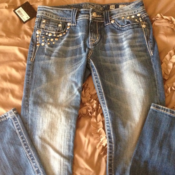 Trade for urban decay28 /33  miss me straights