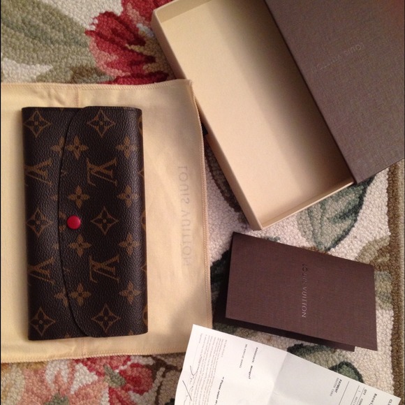 New LV Red Emilie Wallet M60136