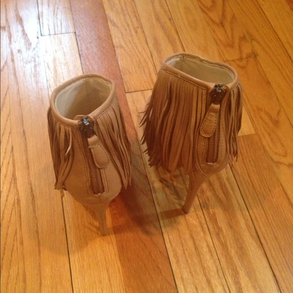 NINE WEST CHARMAINE PEEP-TOE BOOTIE... NIB... - Picture 2 of 4