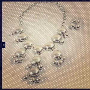 Silver bubble necklace
