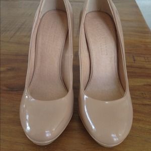 ❗FINAL SALE❗Nude Colin Stuart pumps