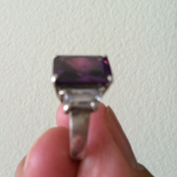 Bolivian  amethysts ring stamped 925 on sale - Picture 2 of 3