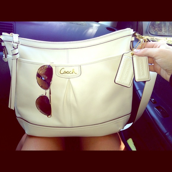 Authentic Coach crossbody ❌❌SOLD❌❌