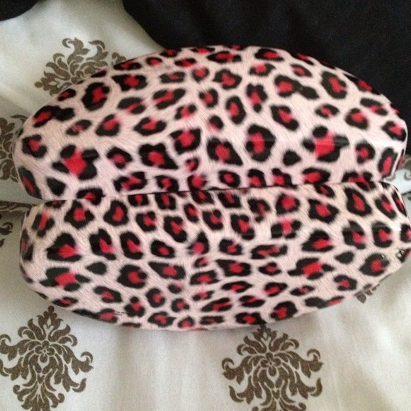 Pink & black cheetah print glasses case💟 - Picture 3 of 3
