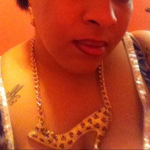 Large shoe necklace set