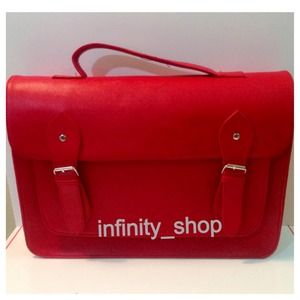 🚫Sold in a bundle🚫🌺Satchel 13" messenger bag🌺