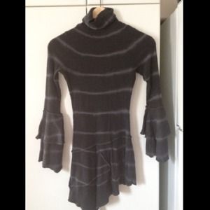 Gray and Black 70s style Tapered Dress
