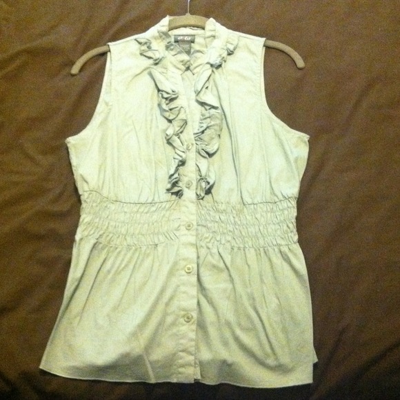 Grey ruffle top - Picture 1 of 2