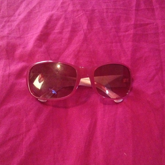 Juicy sunnies ⭐traded⭐